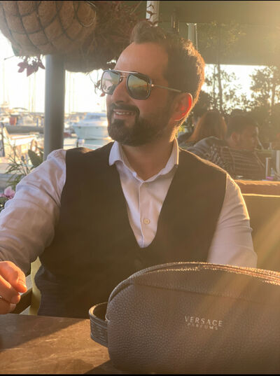  ,   Fouad, 40 ,   ,   