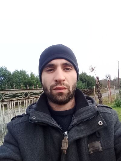  ,   Rama, 33 ,   