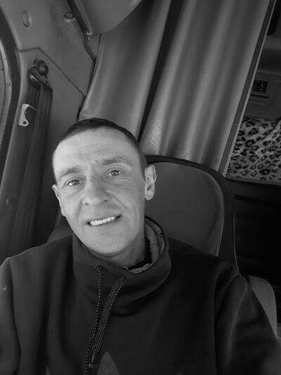  ,   Sergey, 39 ,   ,   