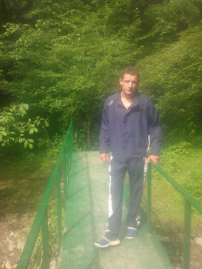  ,   Dima, 38 ,   