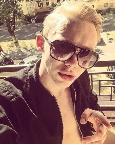  ,   Artem, 29 ,   ,   , c 