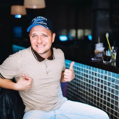  ,   Danila, 40 ,     