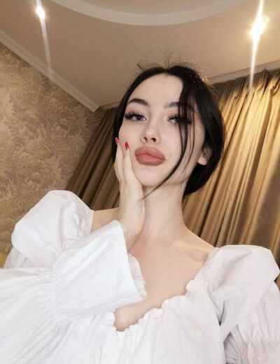  ,   Kristal, 25 ,   ,   