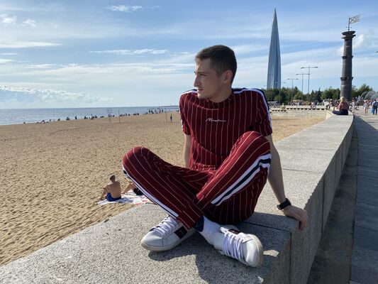  ,   Maksim, 26 ,   ,   , c 