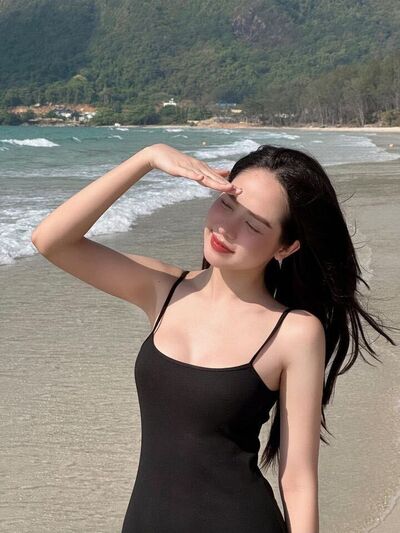  ,   Lynne, 25 ,   ,   