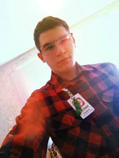  ,   Maxim, 23 ,   ,   