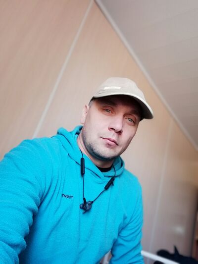  ,   Evgeny, 49 ,   ,   , c 