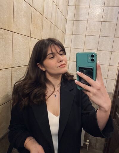  --,   , 25 ,     , c 