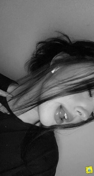  ,   Veronica, 24 ,   ,   