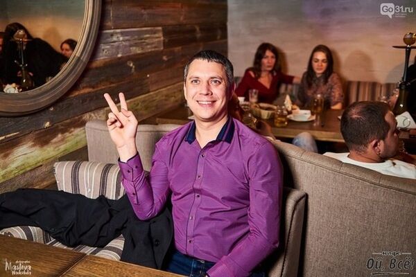  ,   Alf, 37 ,   ,   , c 