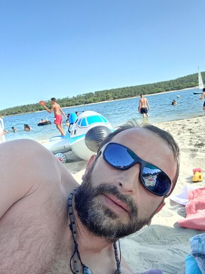  ,   Nikolas, 43 ,   ,   , c , 
