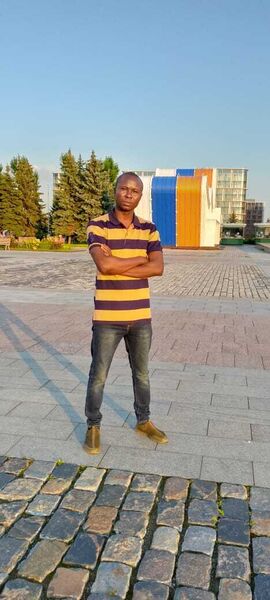  ,   Gandi Roger, 44 ,     , c 