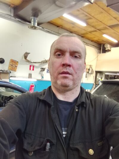  ,   Maxim, 44 ,   ,   
