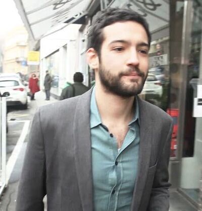  ,   Denis, 33 ,   ,   