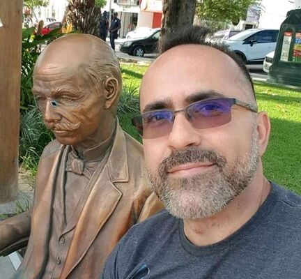  Frankfurt am Main,   Berkant, 61 ,   ,   