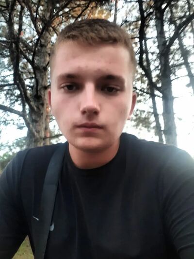  ,   Roman, 22 ,   ,   