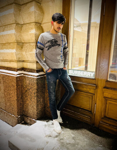  ,   Raj, 27 ,   ,   , c 