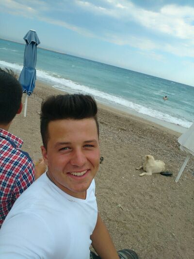  Etimesgut,   Burak, 29 ,   ,   