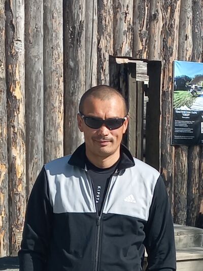  ,   Azat, 42 ,   ,   , c , 