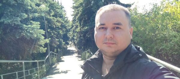  ,   Ilham, 37 ,   