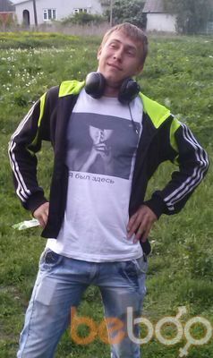  3053759  Sergei, 31 ,    