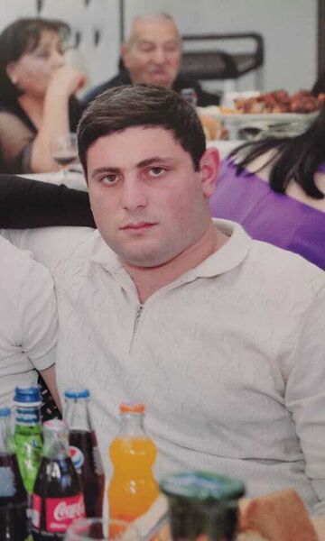 ,   Vrej, 24 ,   ,   