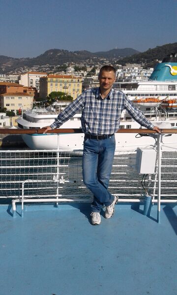  ,   Vitalii, 46 ,   ,   , c , 