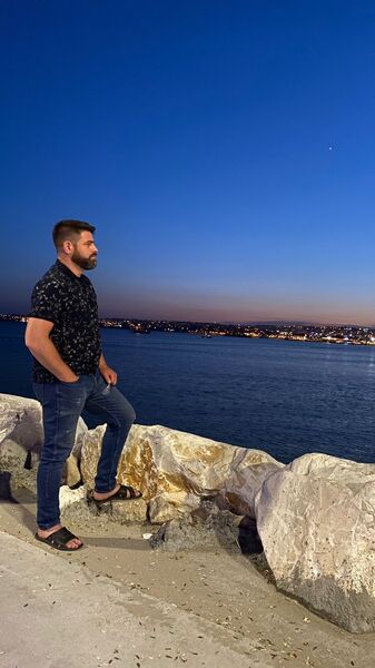  Duivendrecht,   Ruslan, 28 ,   ,   
