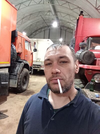  ,   Artur, 40 ,   ,   , 