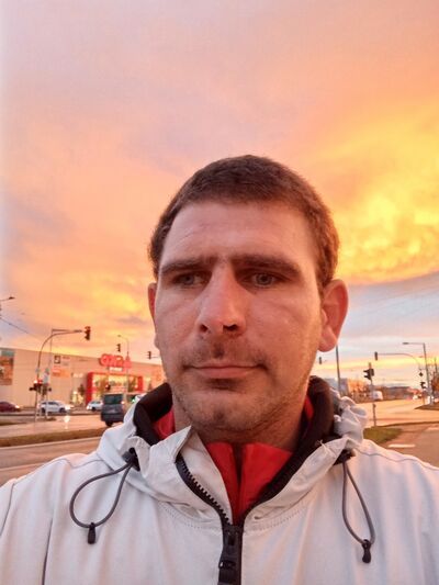  Valcha,   , 41 ,   ,   