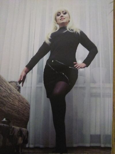  ,   Elena, 43 ,   ,   