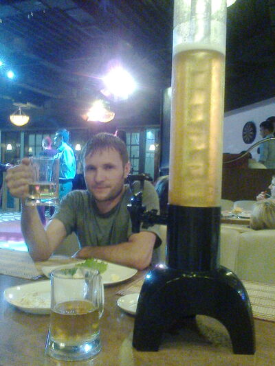  ,   Petr, 44 ,  