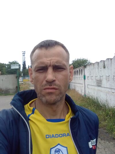  ,   Yuri, 48 ,   ,   , c 