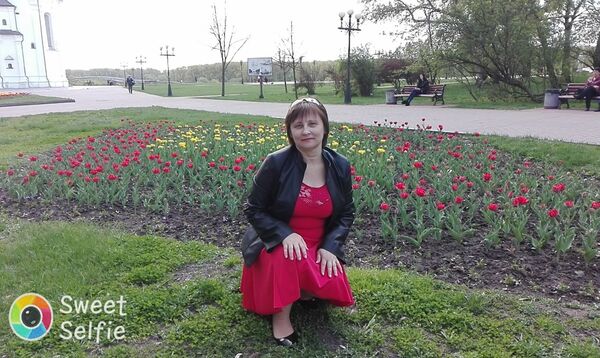  ,   Svetlana, 60 ,  