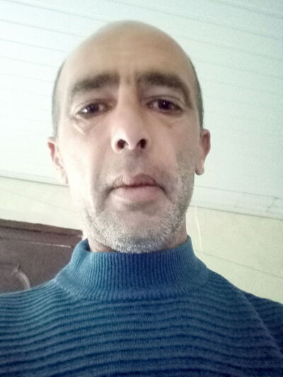  ,   Karen, 44 ,   ,   