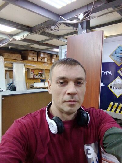   ,   Denis, 41 ,     , c 