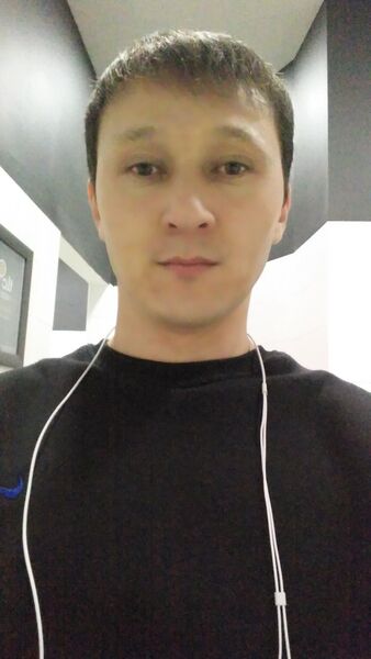  ,   Rauan, 40 ,  