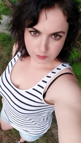 ,   Elena, 42 ,  