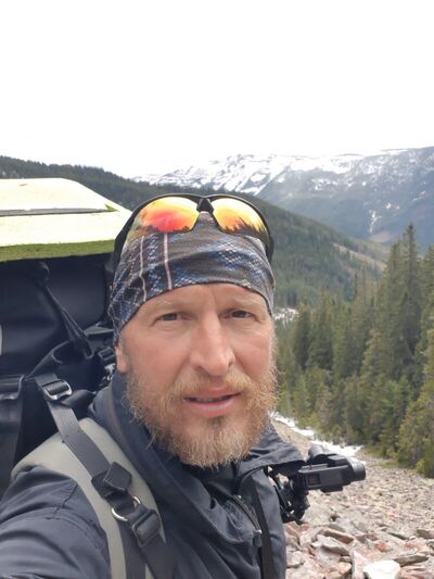  ,   Garry, 48 ,   ,   