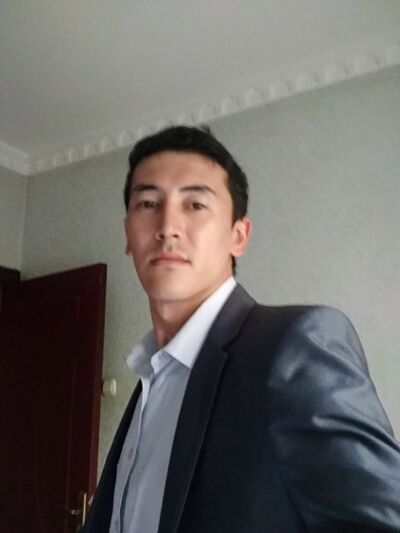  ,   Macho, 37 ,   ,   , c 