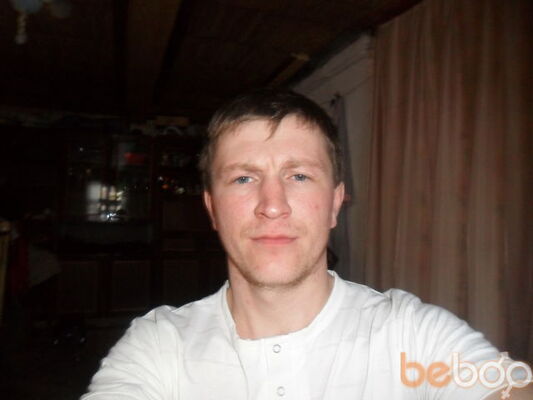  ,   Sacha, 44 ,   