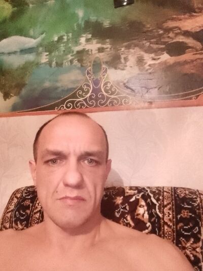  ,   Alex, 42 ,   ,   