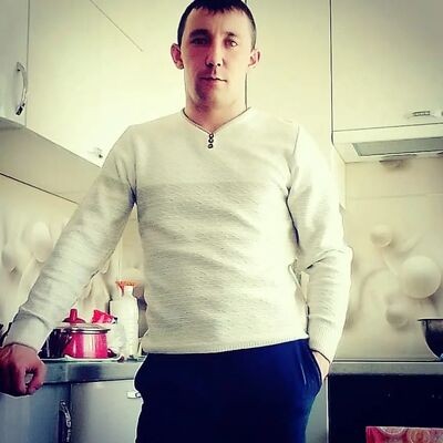  ,   Denis, 35 ,   ,   , c , 