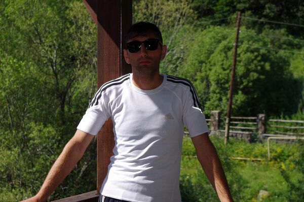  ,   Sargsyan, 32 ,   ,   , 