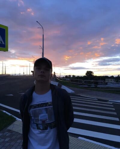  ,   Vladislav, 26 ,   ,   
