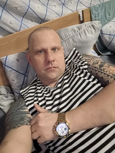 ,   Mikhail, 38 ,   ,   , c , 