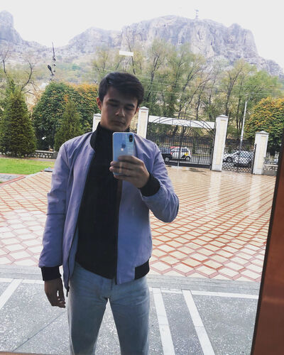  ,   Doniyor, 25 ,   ,   , 