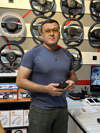  ,   Rustam, 28 ,   ,   , c , 