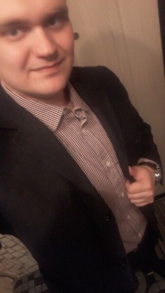  18899579  , 32 ,    -