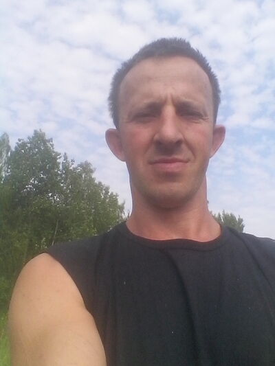  ,   Wowa, 44 ,   